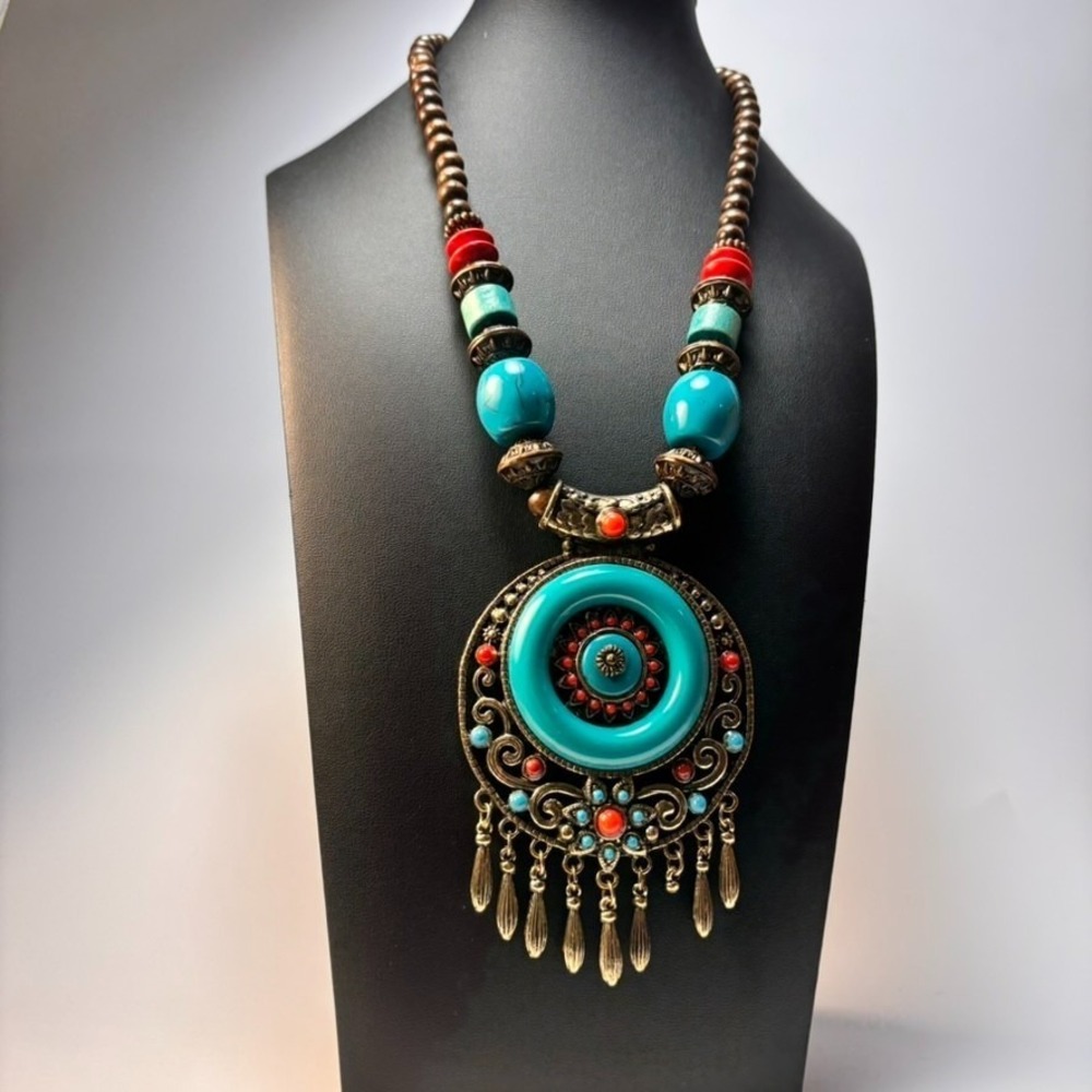 Chunky Vintage Necklace Wood Beads Boho Chunky Blue Resin Pendant - Picture 3 of 10